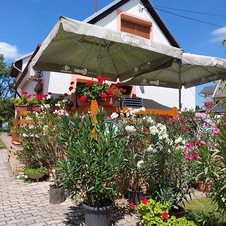 Lonci Apartman Залакарос Екстериор снимка