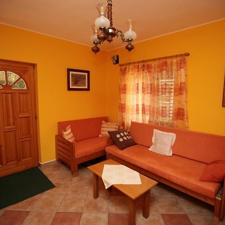 Lonci Apartman Залакарос Екстериор снимка